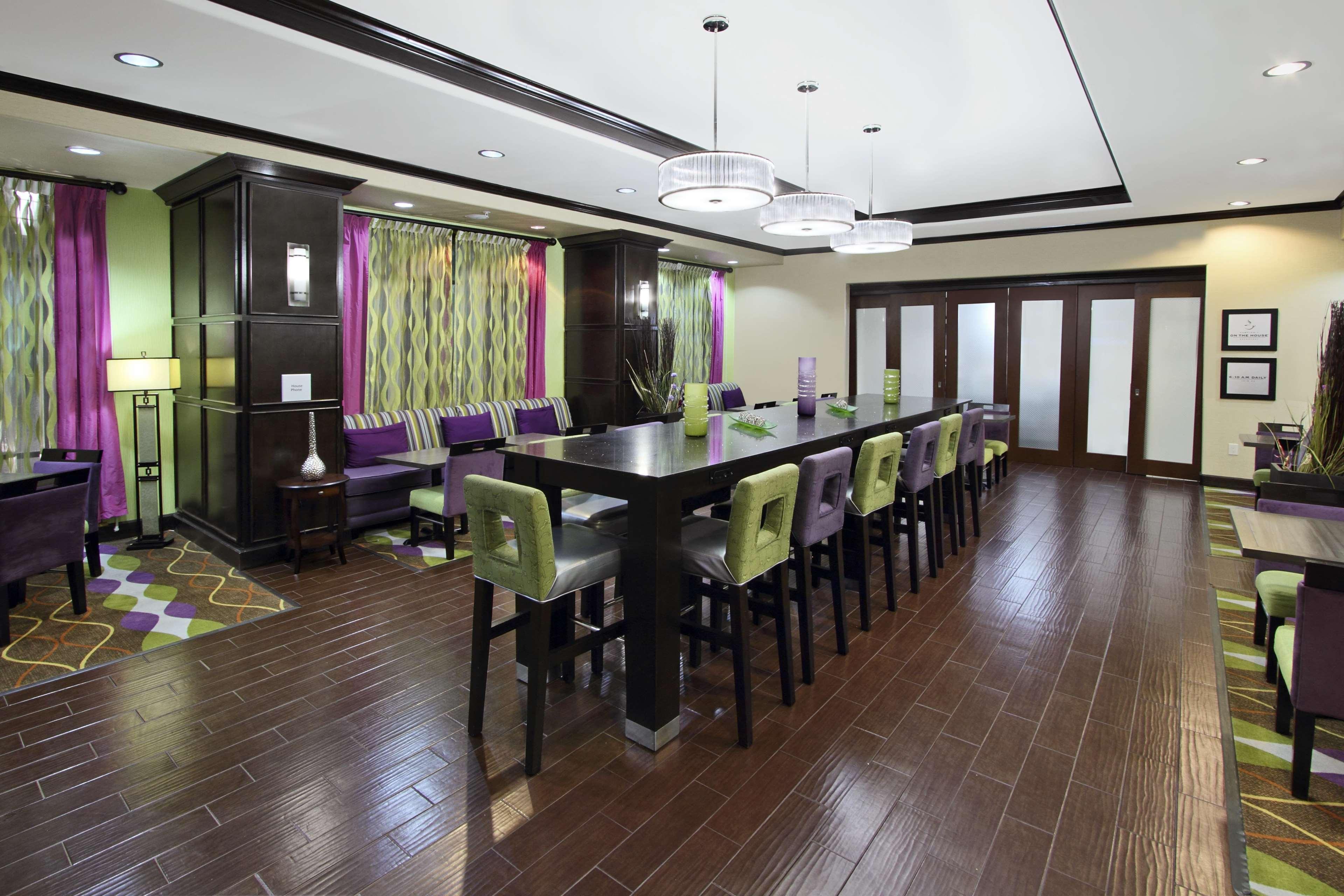 Hampton Inn Beeville Exteriör bild