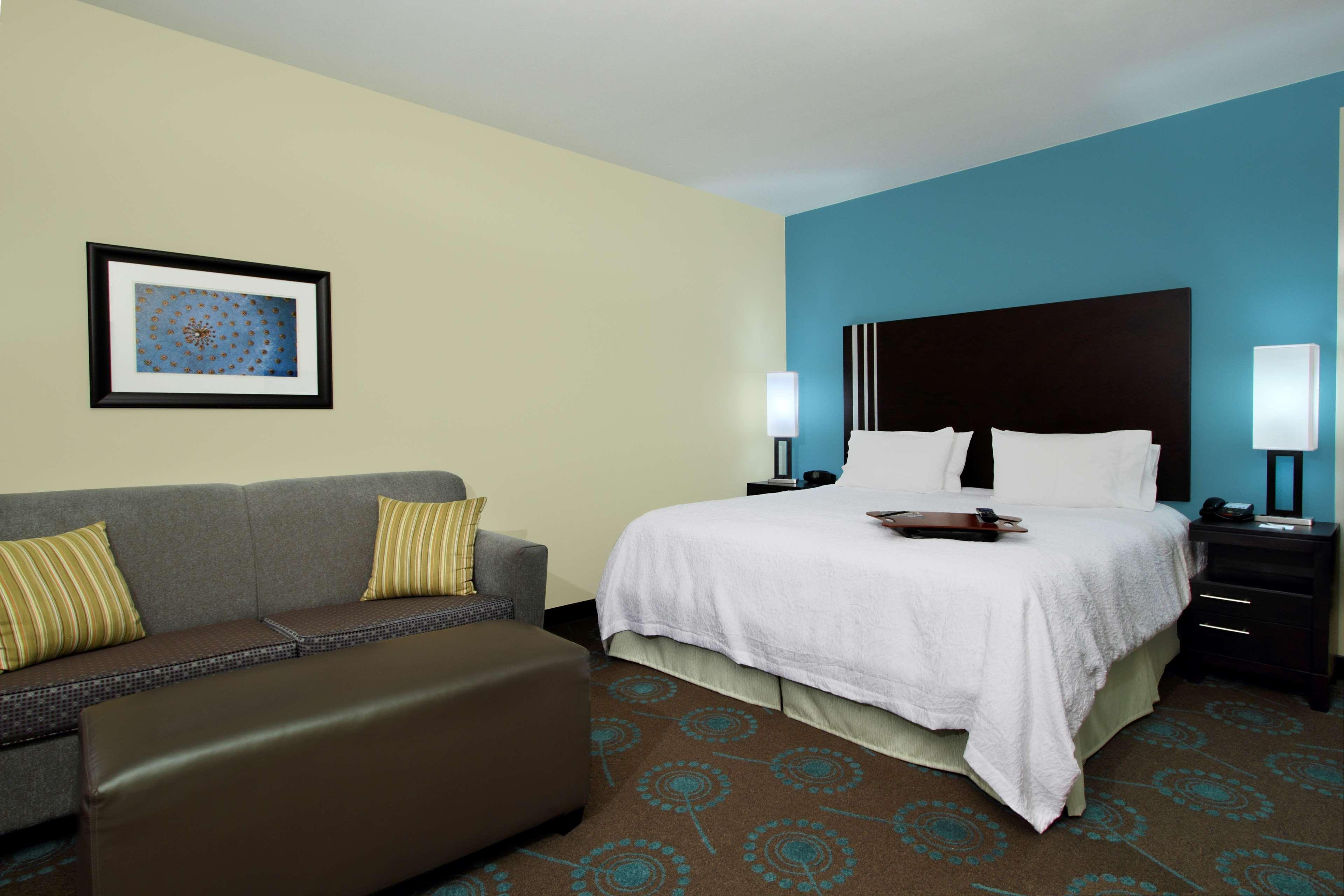 Hampton Inn Beeville Exteriör bild
