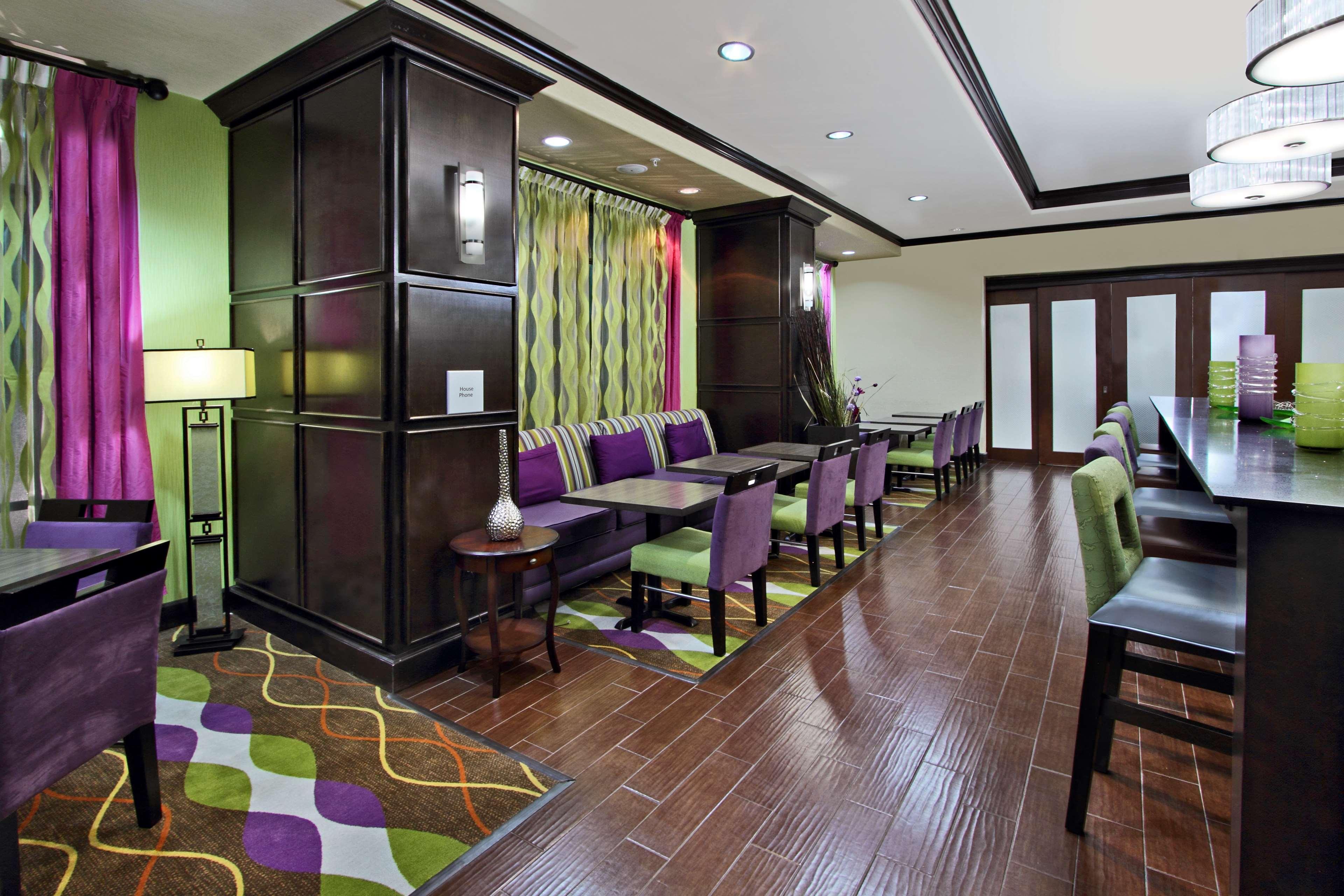 Hampton Inn Beeville Exteriör bild
